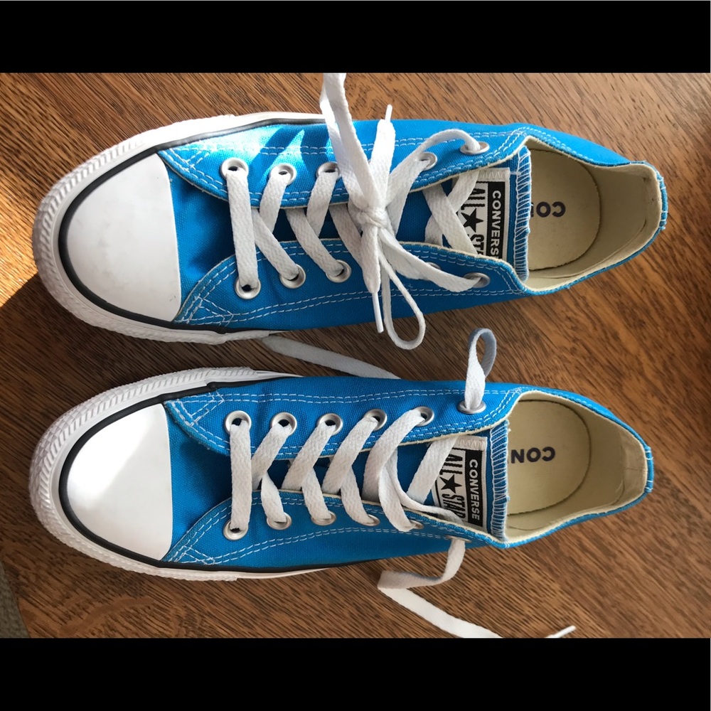 Converse Chuck Taylor All Star low tops Womens 9